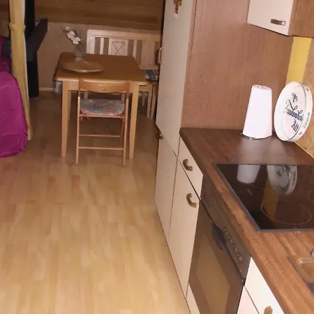 Gemuetliche Wohnung 2 Et Inkl Parkplatz Nach Verfuegbarkeit Эссен Экстерьер фото