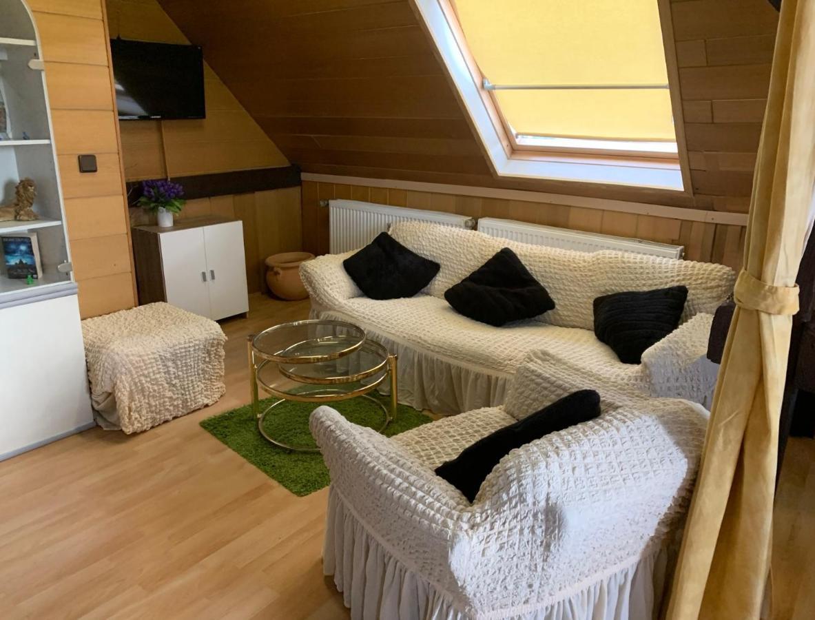 Gemuetliche 2 Et Inkl Parkplatz Nach Verfuegbarkeit Apartment